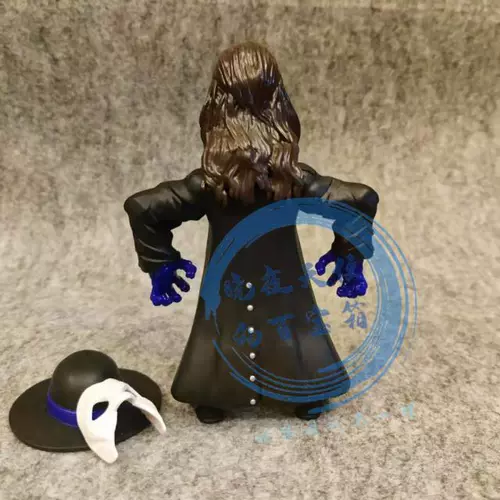 Подлинный WWE World Wrestling Alliance Hearttaker, отправленный на похороны, может справиться с игрушечной куклой с аксессуарами