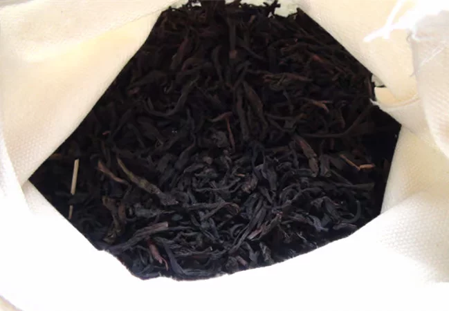 Red (black) tea, Hunan tea, 2011 years