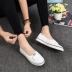 Muir trắng giày vải vành đai của phụ nữ phẳng với sinh viên Hàn Quốc phiên bản của một bàn đạp của phụ nữ giày nông miệng Velcro nhỏ màu trắng giày phụ nữ