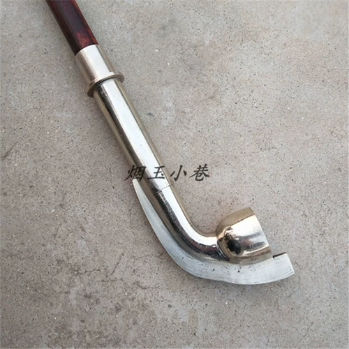 Необыкновенный сухой дымовой мешок традиционный старый модный длиннох сухой дым белый медный сигаретный сигарет сигарет сигарет