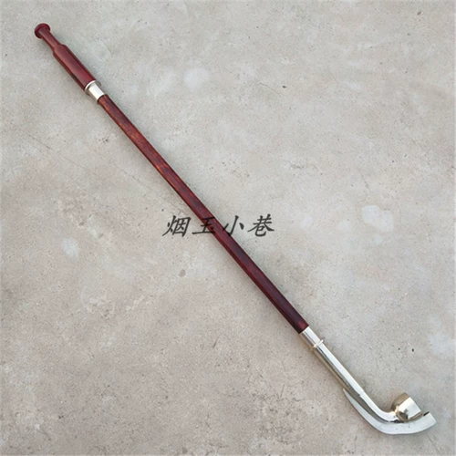 Необыкновенный сухой дымовой мешок традиционный старый модный длиннох сухой дым белый медный сигаретный сигарет сигарет сигарет