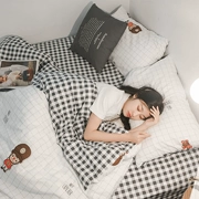 Phong cách bắc âu bông đơn giản Người Anh quilt cover 1.5x2 m sheets INS bông tươi nhỏ giường bốn bộ 1.8 m