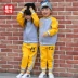 Quần áo mẫu giáo mùa xuân và mùa thu đồng phục thể thao cotton tiểu học Phiên bản tiếng Hàn của dịch vụ lớp học trẻ em Anh