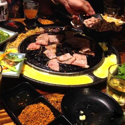 Корейская барбекю для барбекю барбекю из жареного нежига