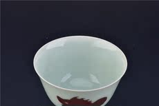 чашка 古玩瓷器收藏品大明成化年制釉里红三鱼纹胞胎高脚杯