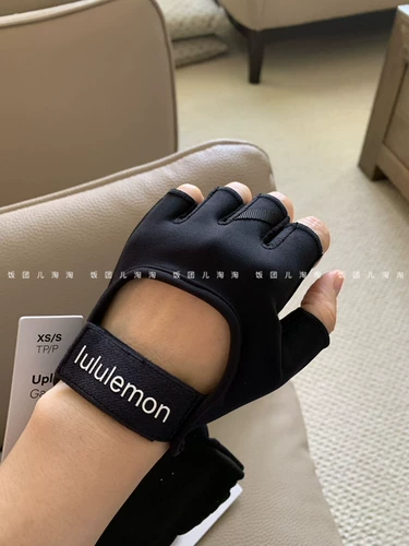 Spot ~ Wunder Train Gloves Sports Training Training защитные перчатки