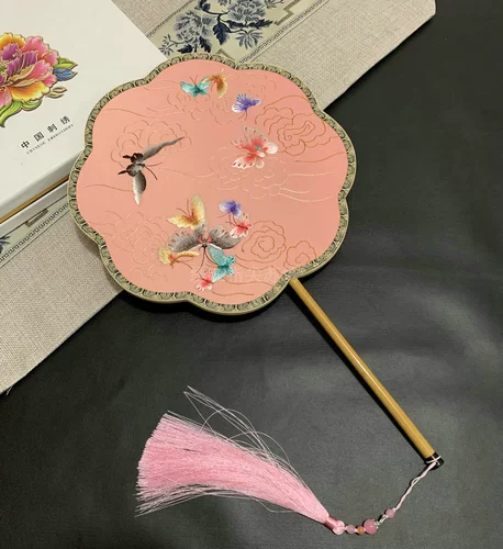 Вентилятор Suzhou Emelcodery Fan Su Вышитый вышитый ручной вышивку Cheongsam Palace Fan Fan Fan Fan Siangfei Bamboo Hanfu Древнее стиль увеличивает фанат группы