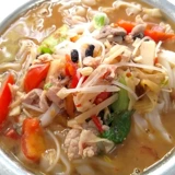 Аутентичный Nanning Laooyou Fan Guangxi Laooyou Soup Syg Pig Pig Flap