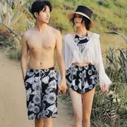 Cặp đôi đồ bơi nữ bikini bikini bốn mảnh ngực nhỏ tập hợp tấm thép tình nhân bãi biển Hàn Quốc áo tắm mùa xuân nóng bỏng - Vài đồ bơi