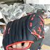 PVC da tổng hợp trẻ em pitcher infield chung bóng chày và găng tay bóng mềm cổ phiếu ngẫu nhiên 	mũ bóng chày chữ b	 Bóng chày