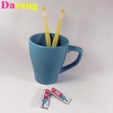 Зубная щетка для проездной щетки для отеля и отеля Добавить зубной зубной пасты зубной пасты, золотые девушки с достаточным количеством двухпользованных иглы 300 комплектов бесплатной доставки