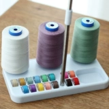 Кребная крышка проволоки швейной машины для бытовой швейной машины Три -линейная пластиковая линия полки анти -пуль -линия большая линейная ось стойка столочная башня рамка 4 Цвет