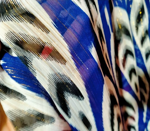 Синьцзян ткань национальная одежда Уйгур Характерна шелковая ткань Эдрис составляет 1 метр 50 см специальной цены