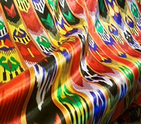 Синьцзян национальная характеристическая уйгурская ткань, ширина шелкового шелта Aitles составляет двойную производственную ткань шириной 1,5 метра