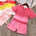Cô gái phù hợp với mùa hè ăn mặc mới của Hàn Quốc phiên bản của hai mảnh bé off-the-vai áo sơ mi quần short trẻ em thường nước ngoài khí hai mảnh Phù hợp với trẻ em