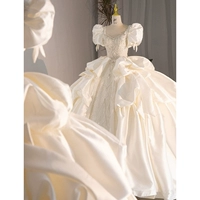 Белое свадебное платье