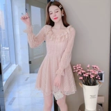 Кружевное платье, приталенный корсет, осеннее, коллекция 2023, яркий броский стиль, изысканный стиль