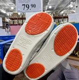 Нескользящие зимние удерживающие тепло тапочки подходит для мужчин и женщин