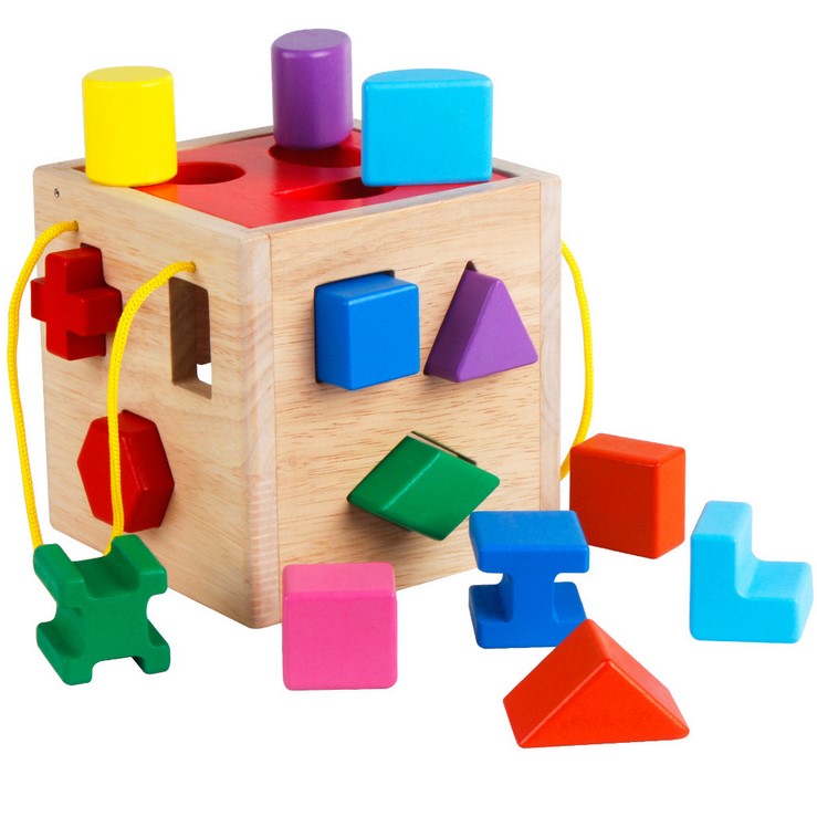 Toys 13. Куб с отверстиями для детей. Куб с прорезями основных геометрических форм для сортировки. Комодик сортировщик куб транспорт. Куб сортировщик Мем.