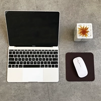 Красновато-коричневый