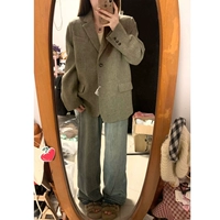 Сорняк зеленый не может позволить себе мяч