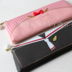 Đa dạng Sakura Magic Card Girl Sakura Pencil Bag Văn phòng phẩm Túi Anime Hai Yuan Lưu trữ ngoại vi Coin Purse Cartoon Pencil Case hoạt hình dán Carton / Hoạt hình liên quan