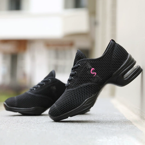 Белые летние туфли, дышащая современная танцующая спортивная обувь для спортзала, мягкая подошва