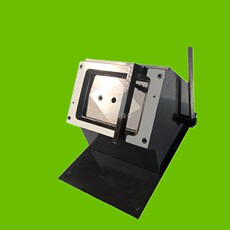 Карты для резки 定制手动色卡机切pvc膜皮机重型带打孔切卡机100*150圆角110*160