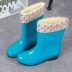 Giày đi mưa mùa đông và mùa hè cho nữ trưởng thành Thời trang Hàn Quốc ấm áp chống trượt ống đi mưa nhà bếp giày nước ngoài trời giày cao su