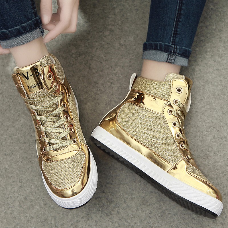 gold sport shoes