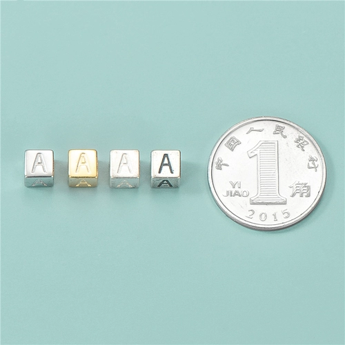 S925 Серебряное серебро 26 Английские письма перегородка