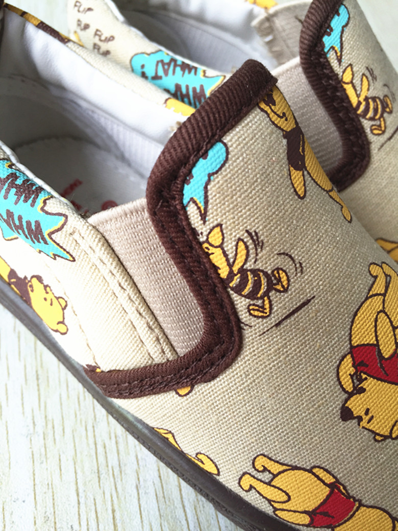 [ New ] 15 years Winnie the Pooh children's autumn foreign trade of the original single dual elastic set of feet canvas shoes shoes