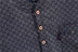 Giá cả phải chăng thấp mất giá của nam giới loạt các bông sọc nút cardigan vòng cổ ngắn tay đồ ngủ áo duy nhất có thể được đeo