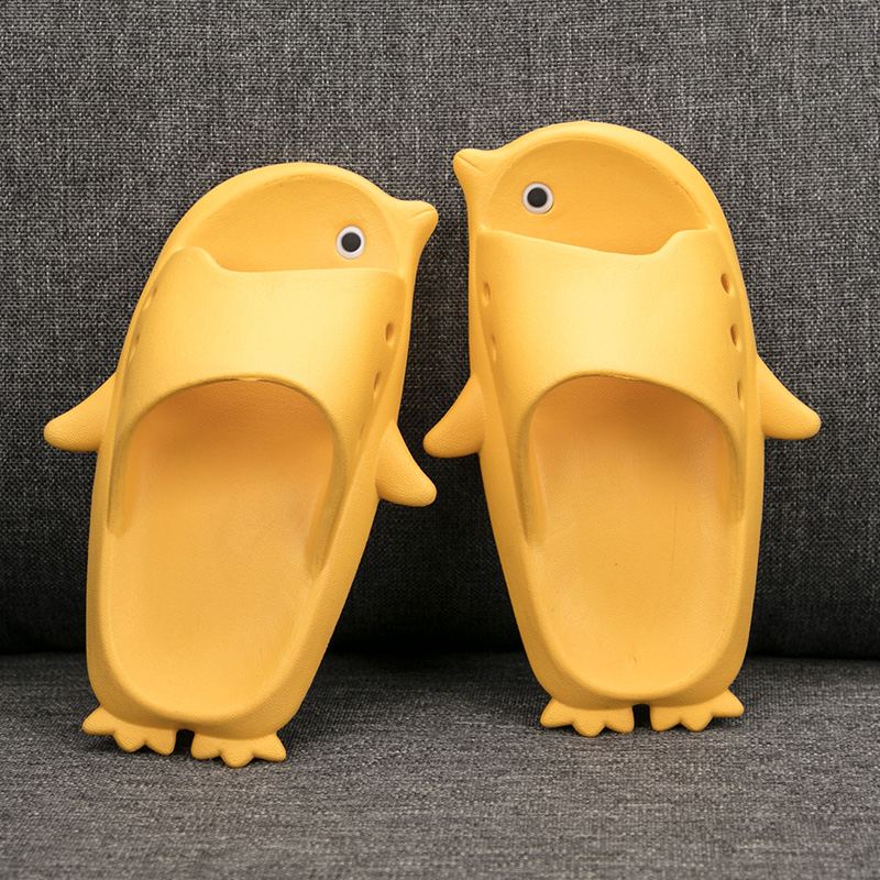 Penguin - Yellowslipper female summer Graffiti originality Thick bottom increase trend personality Internet celebrity outdoor Chaopai motion comfortable At home slipper