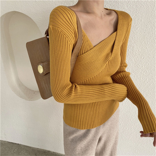 Autumn and winter new careful machine long sleeve cross thread top slim White V-Neck bottomed sweater women's spring and autumn style