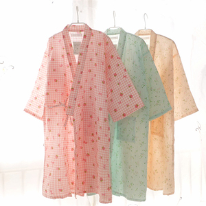 Nightdress bông gạc áo choàng tắm kimono áo choàng tắm đôi gạc áo choàng trong đoạn dài áo choàng mùa hè phần mỏng kimono áo choàng tắm