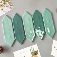 Зеленый зеленый смешанный свет световой формы стрелки