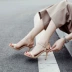 Word khóa màu nude sandal cao gót cao gót nữ 2019 hè mới lưới đỏ với hở ngón đen 5cm mã nhỏ