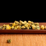Старый Hangzhou West Lake Jade Chrysanthemum Tea Tire Chrysanthemum King Tongxiang Special -Adguent Authentic Hangzhou White Chrysanthemum Chrysanthemum Специальные продукты подлинного чая
