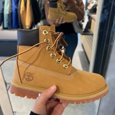 Мокасины, прогулочная обувь timberland添柏岚10361女鞋踢不烂10061男鞋大黄靴防水户外马丁靴