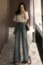 Lỏng v-cổ halter T-Shirt retro thẳng chân chân rộng jeans jeans phong cách tính khí new chic phù hợp với váy nữ Bộ đồ