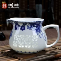 Gốm cốc công bằng lớn trà trắng sứ trắng sứ Jingdezhen xanh và trắng bộ trà Kung Fu phù hợp với rỗng công cộng tách trà - Trà sứ ly uống trà