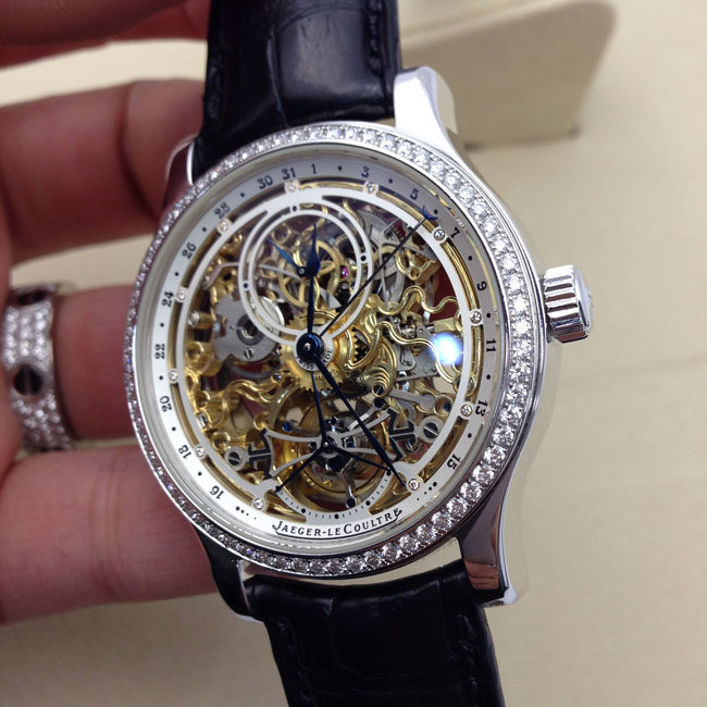 积家镂空雕花陀飞轮白金镶钻