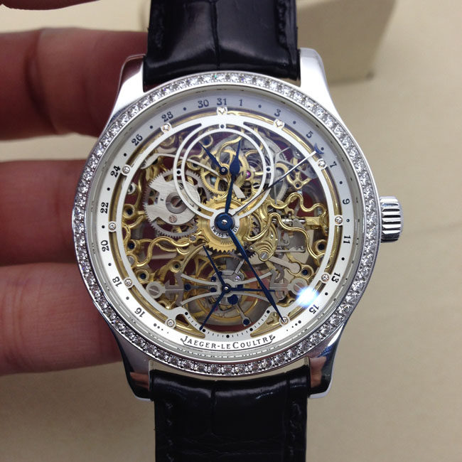 积家镂空雕花陀飞轮白金镶钻