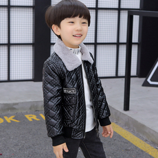 Одежда из кожи 男童皮衣外套2022秋装上衣嫜笃杏绒加厚儿托克中型