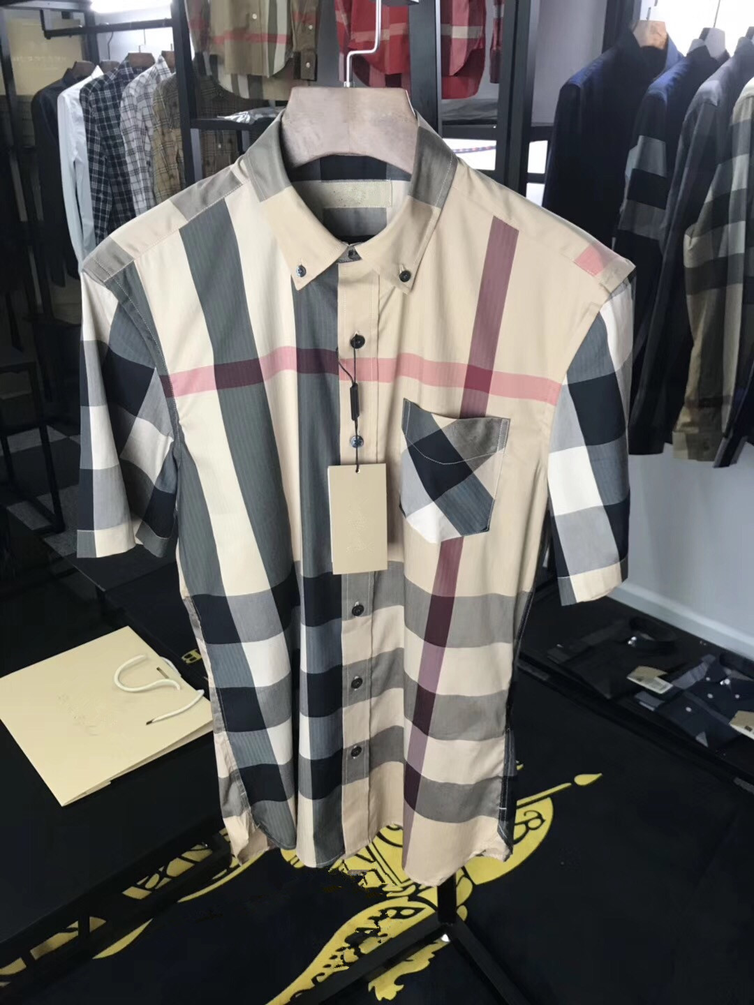Khakinew pattern Europe and America lattice shirt men's wear home Short sleeve lovers classic letter rainbow Britain Check pattern Big size shirt b