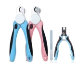 Поставки домашних животных имеют забавные ногти.