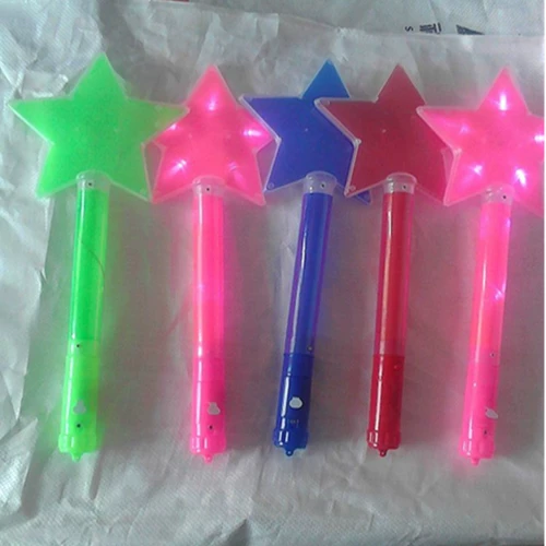 2024 светящаяся радужная флуоресцентная палочка, короткая палочка любви, четырехсекционная телескопическая вспышка, пятиконечная звезда, концертный реквизит
