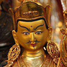 Изображения Будды, Статуи божества 尼泊尔进口手工纯铜全鎏金莲花生大师菩萨像15寸可装藏大号神像