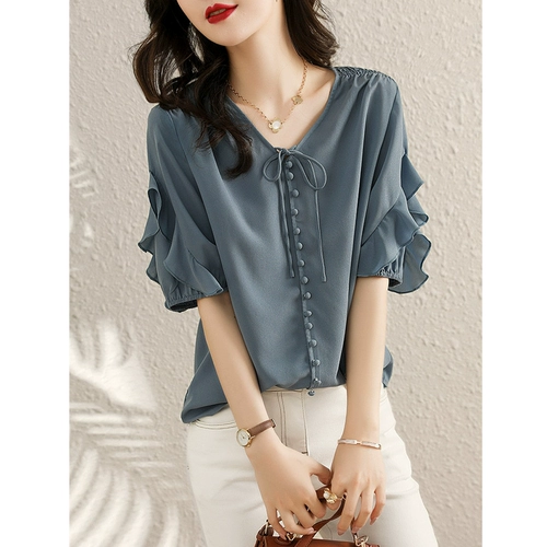 Брендовая дизайнерская рубашка, тренд сезона, V-образный вырез, по фигуре